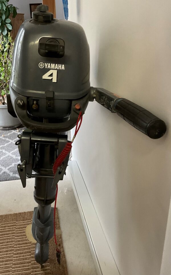 Yamaha 4HP Outboard Motor